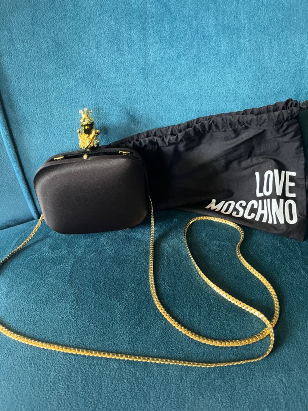 Love Moschino Black Clutch with Gold Frog Detail - Picture 5 of 6